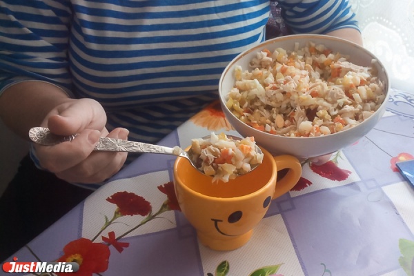 Однообразная пища, приготовленная на три дня. В уикенд корреспондент JustMedia.Ru тратил на еду по 122 рубля в день. СПЕЦПРОЕКТ - Фото 1