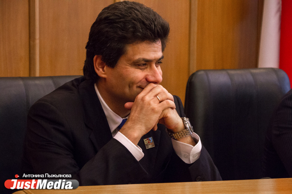 «Твердая четверка, но если так пойдет и дальше, будет пять». Итоги года работы мэра Высокинского в цифрах и мнениях - Фото 1