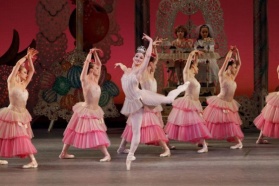 Выиграй билеты на показ постановки New York ballet "Щелкунчик" 