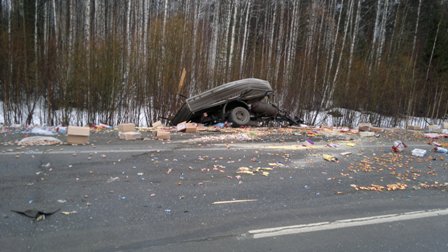 Срочно! На Серовском тракте в результате ДТП взорвалась грузовая «Газель». Погибли два человека - Фото 2