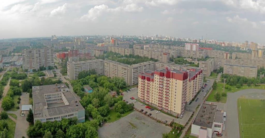 Цена квадратного метра двухуровневого пентхауса на Юго-Западе Екатеринбурга ниже, чем средняя по городу - Фото 2