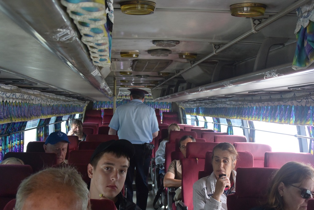 ГИБДД Екатеринбурга устроила рейд по пассажирским автобусам - Фото 4