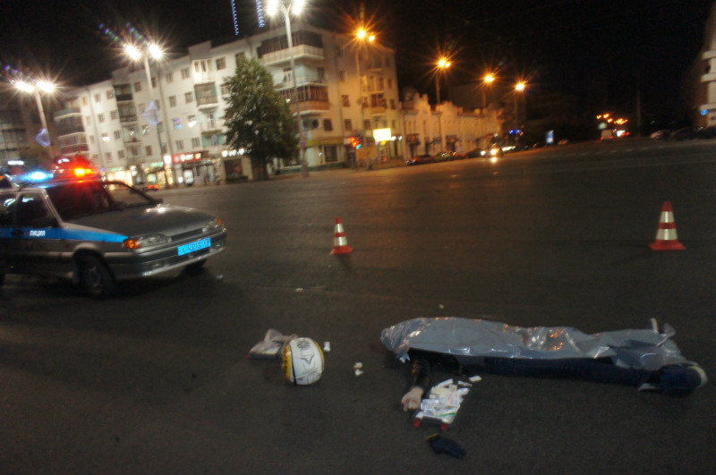 В Екатеринбурге при наезде на пешехода, погиб мотоциклист - Фото 2