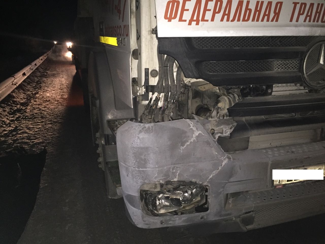 Под Екатеринбургом водитель грузовика Mercedes-Benz насмерть сбил пешехода - Фото 2