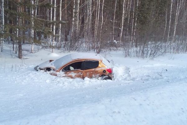 В Свердловской области в трех ДТП пострадали восемь человек - Фото 10