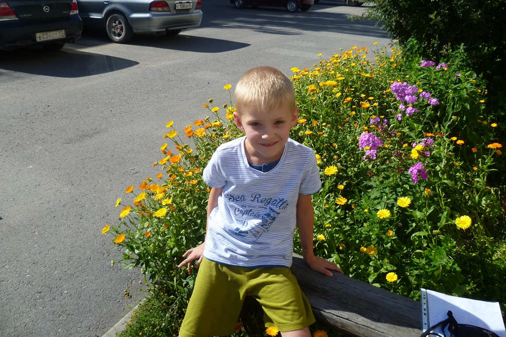 В Камышловском районе шестилетний мальчик провалился в канализационный люк. ФОТО - Фото 2