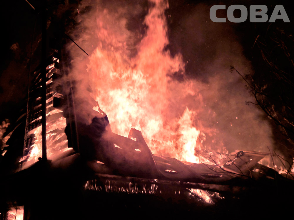 В поселке Палкинский торфяник сгорел частный дом - Фото 2