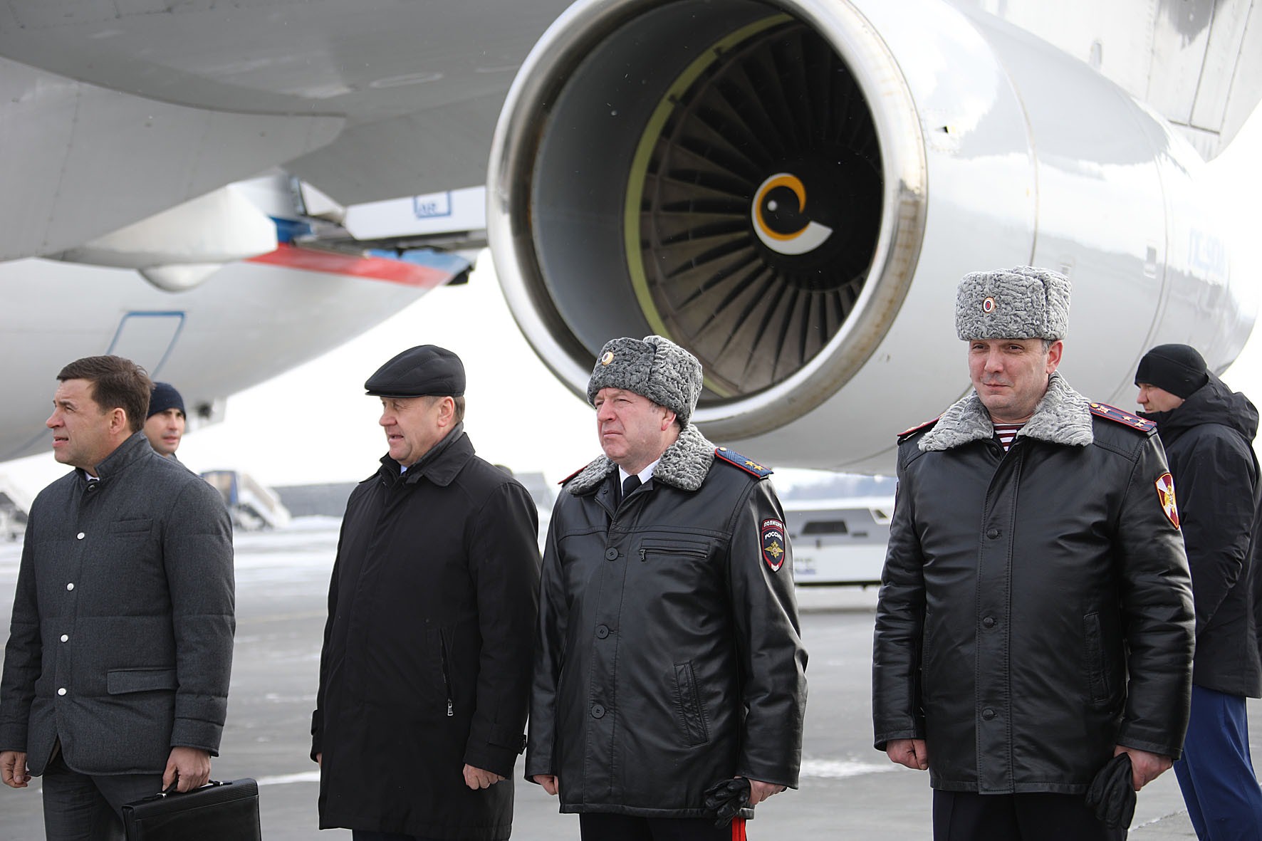 Владимир Путин приземлился в Кольцово. ФОТО - Фото 3