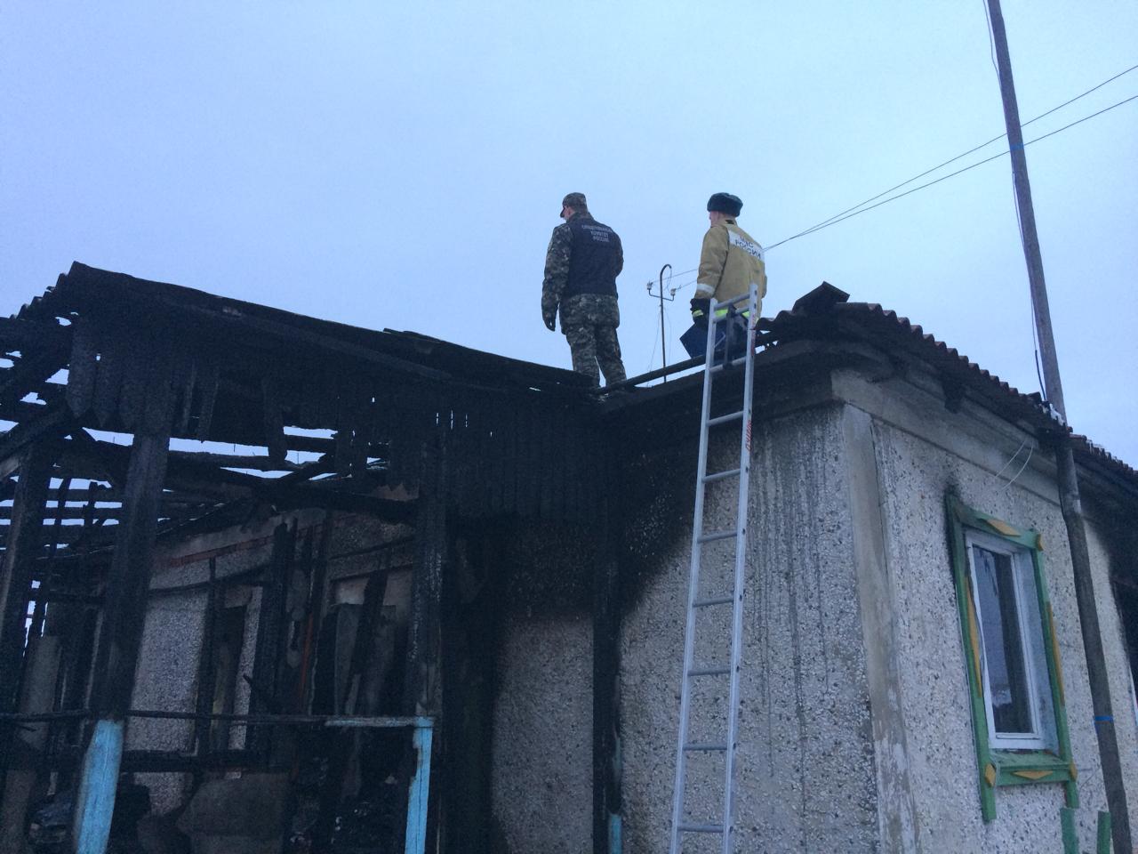 СК возбудил уголовное дело по факту страшного пожара в Сысерти. ФОТО - Фото 3