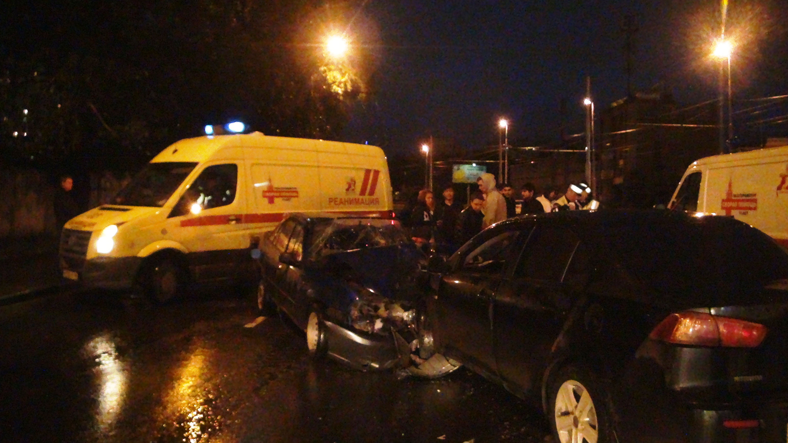 В Екатеринбурге пьяный водитель иномарки спровоцировал ДТП, в котором два человека получили серьезные травмы  - Фото 2