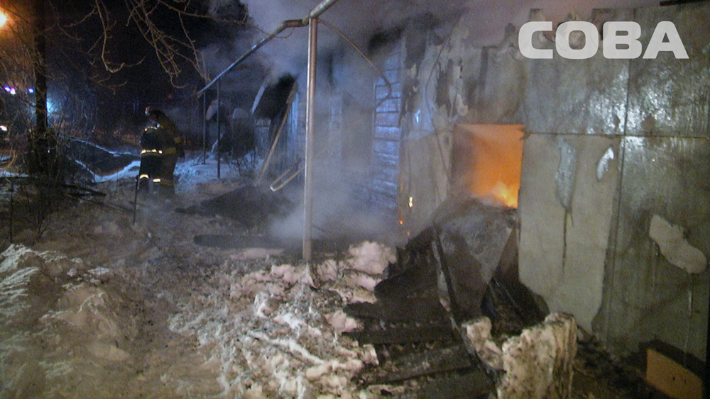 Ночью в Березовском вспыхнул частный дом - Фото 3