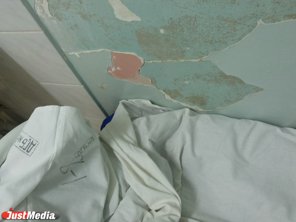 Все отлично, только стены пугают! Пациенты детской больницы были поражены внешним видом палат в стационаре - Фото 4