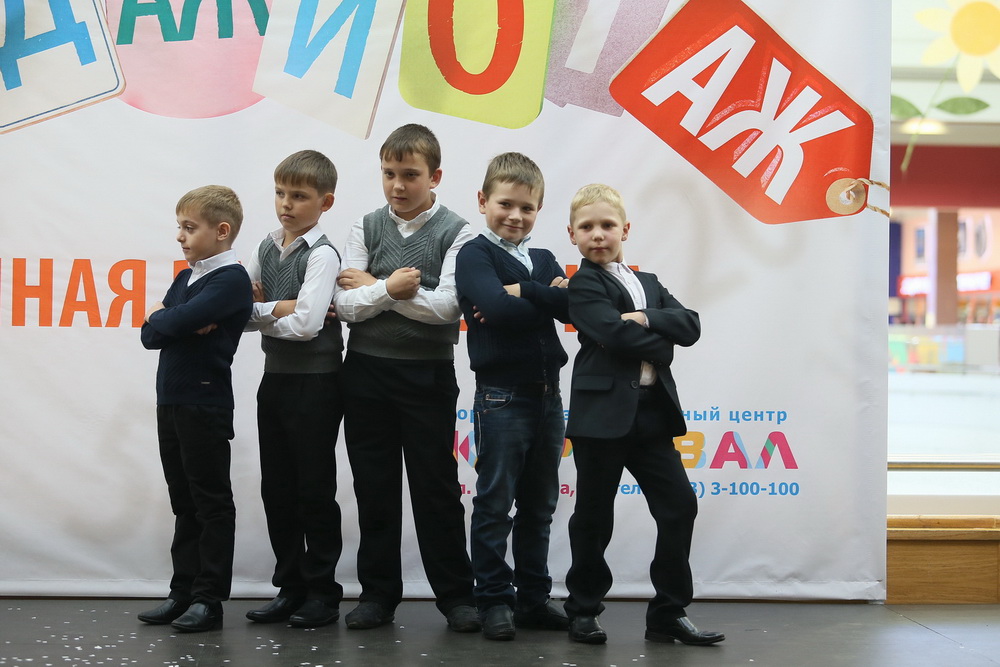 В Екатеринбурге состоялся показ школьной формы - Фото 2