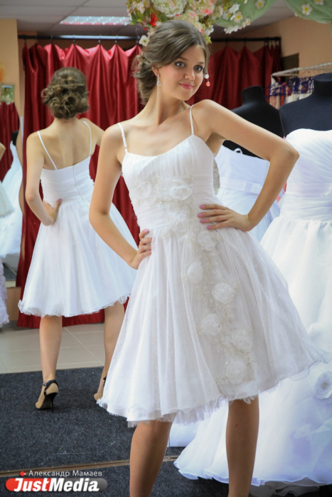 Уж замуж невтерпеж: выбираем свадебное платье - Фото 15