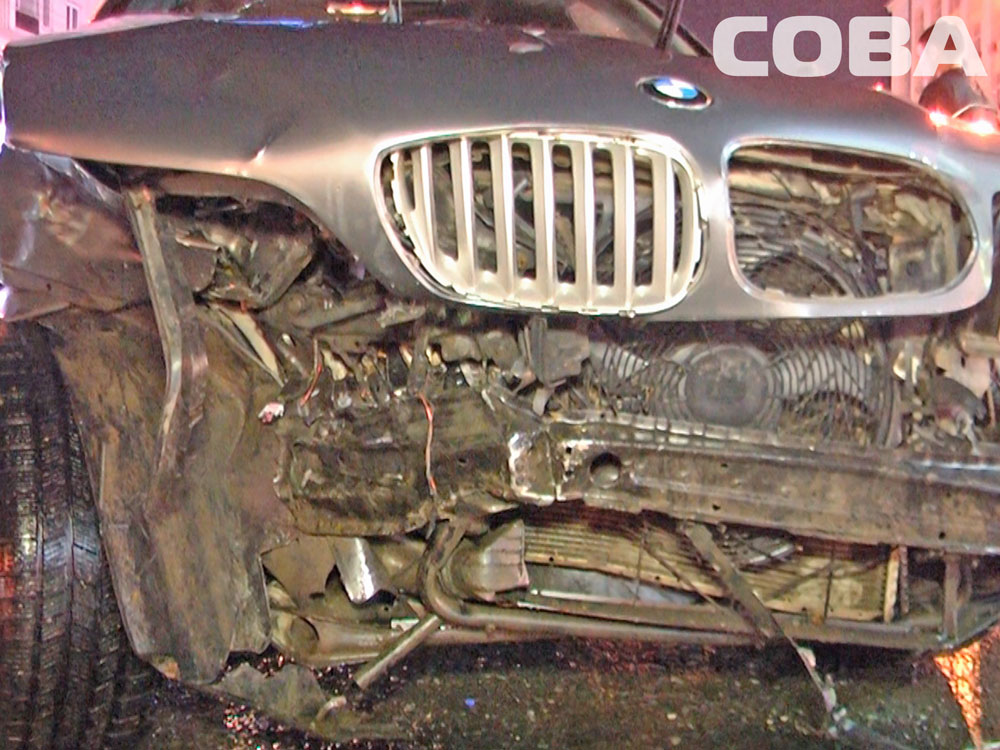 В Екатеринбурге лихач на ‎BMW протаранил Opel с беременной пассажиркой - Фото 3