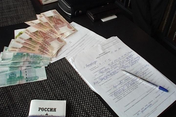 Свердловские полицейские задержали предполагаемую содержательницу борделя для иностранных граждан - Фото 3