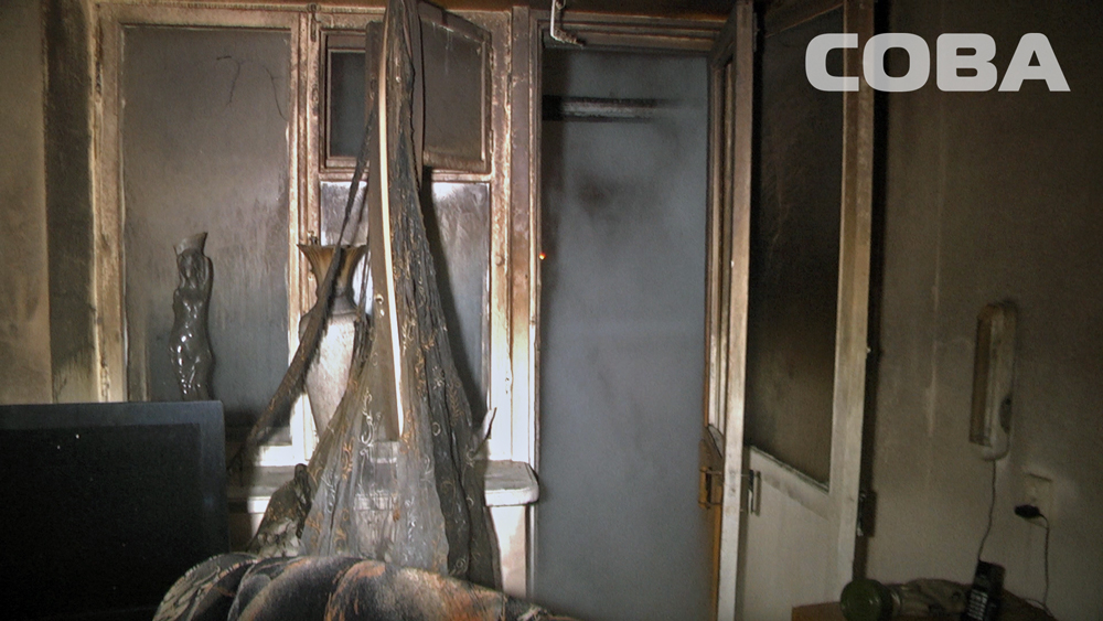 На Серафимы Дерябиной в девятиэтажке горели несколько квартир. ФОТО - Фото 3