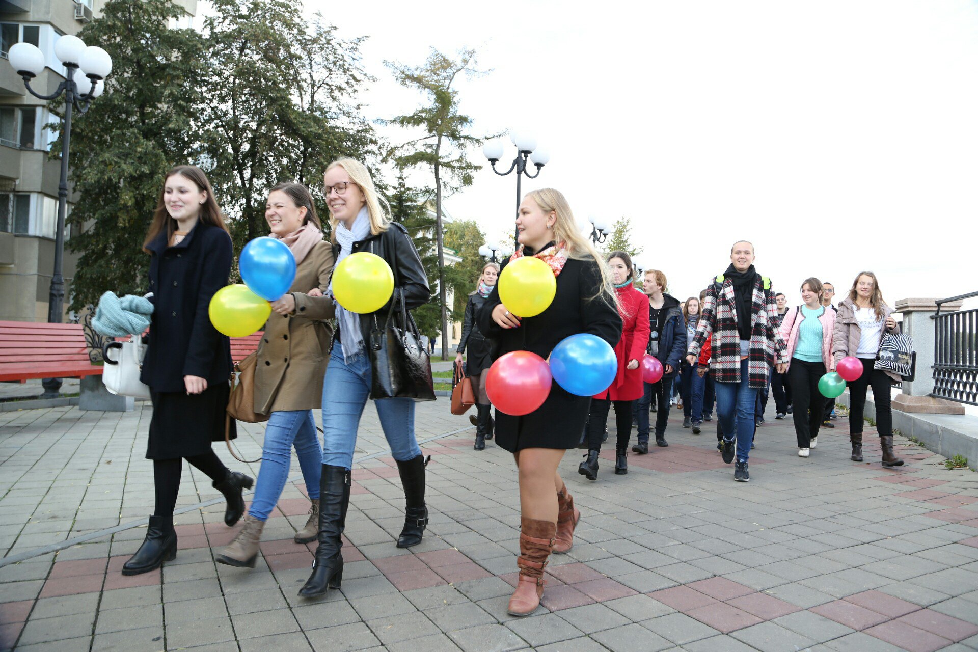 «Марш к здоровому к сердцу». В центре Екатеринбурге прошло шествие кардиологов. ФОТО - Фото 3