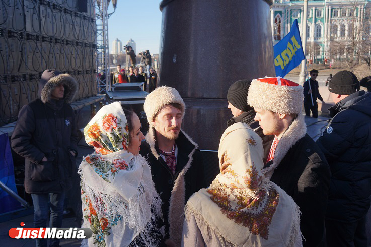 Митинг «Крымнаш» превратился в парад политических партий. ФОТОРЕПОРТАЖ - Фото 20