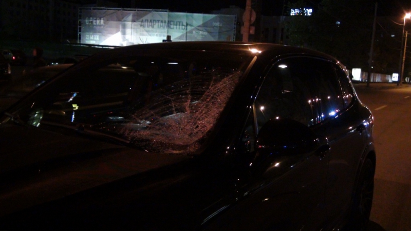 Ночью у «Высоцкого» под колесами Porsche Cayenne погиб пешеход - Фото 2