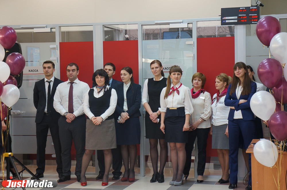 Главный расчетный банк «Лукойла» открыл офис в Екатеринбурге и уже отбирает корпоративных клиентов у конкурентов - Фото 5
