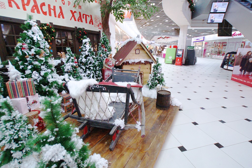 Екатеринбуржцы смогут прокатиться на расписных санях Деда Мороза - Фото 2