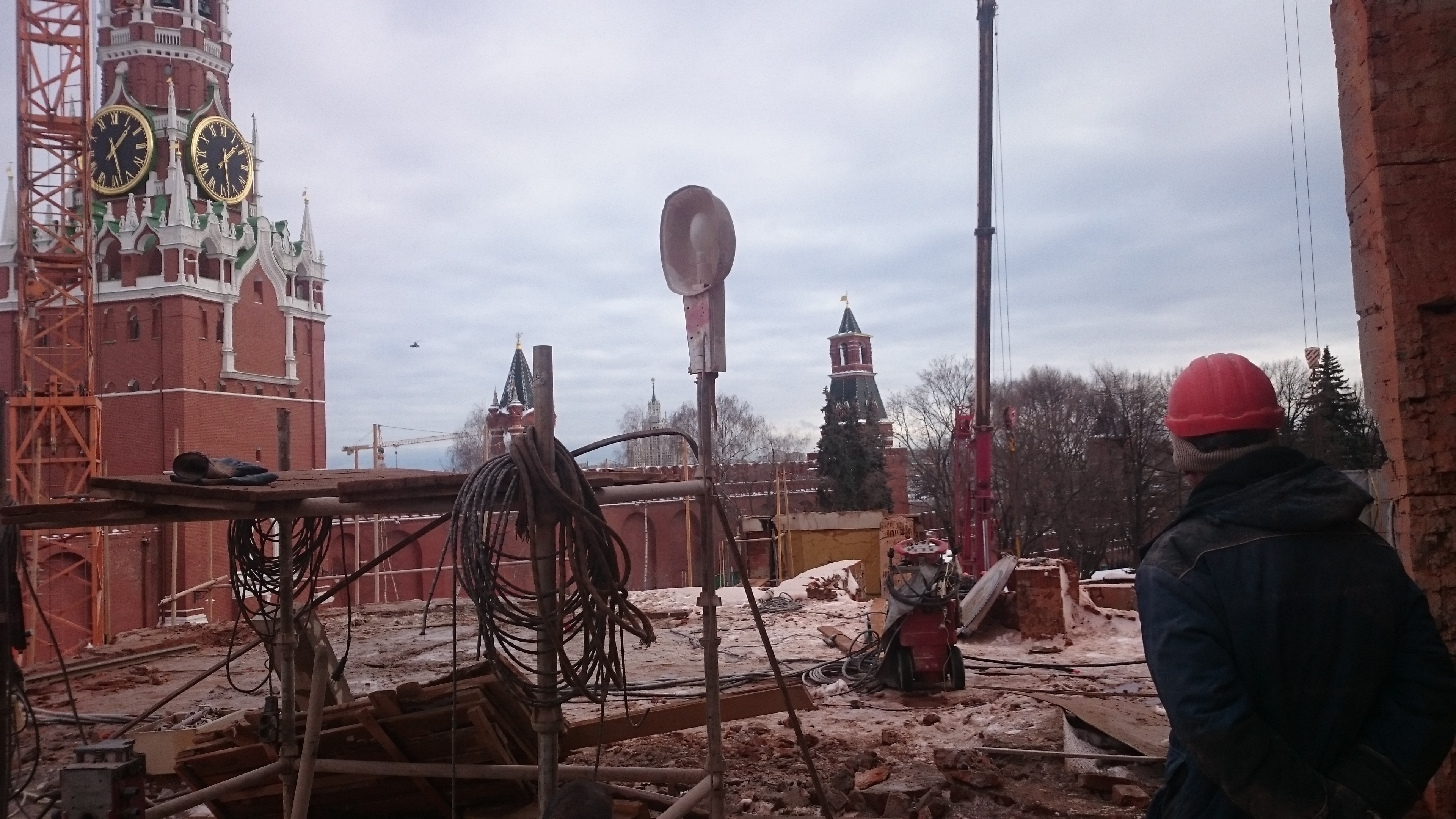 Снести башню: недостроенную телевышку в Екатеринбурге может разобрать компания, демонтировавшая Кремль - Фото 2
