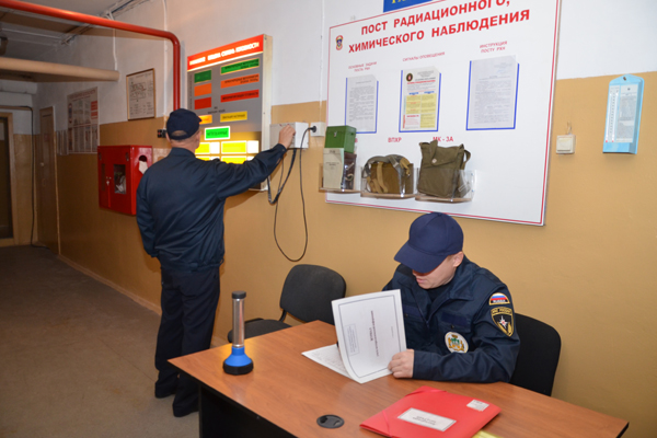 В Екатеринбурге сегодня проверят готовность спасателей и техники к чрезвычайным ситуациям - Фото 5