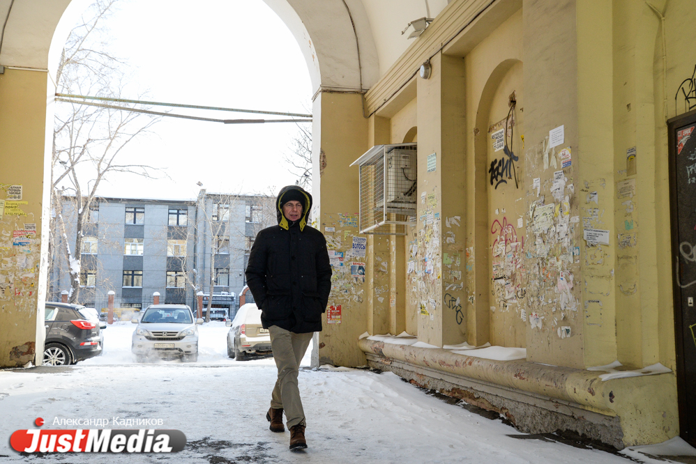 Дирижер из Нидерландов Рене Гуликерс: «Утром - 26. Я никогда не встречал весну в таких условиях». В Екатеринбурге -6 и снова снег. ФОТО, ВИДЕО - Фото 2