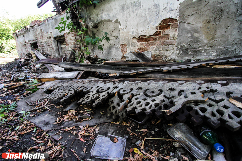 Старинную усадьбу на Куйбышева признали ветхим жильем и начали сносить - Фото 4