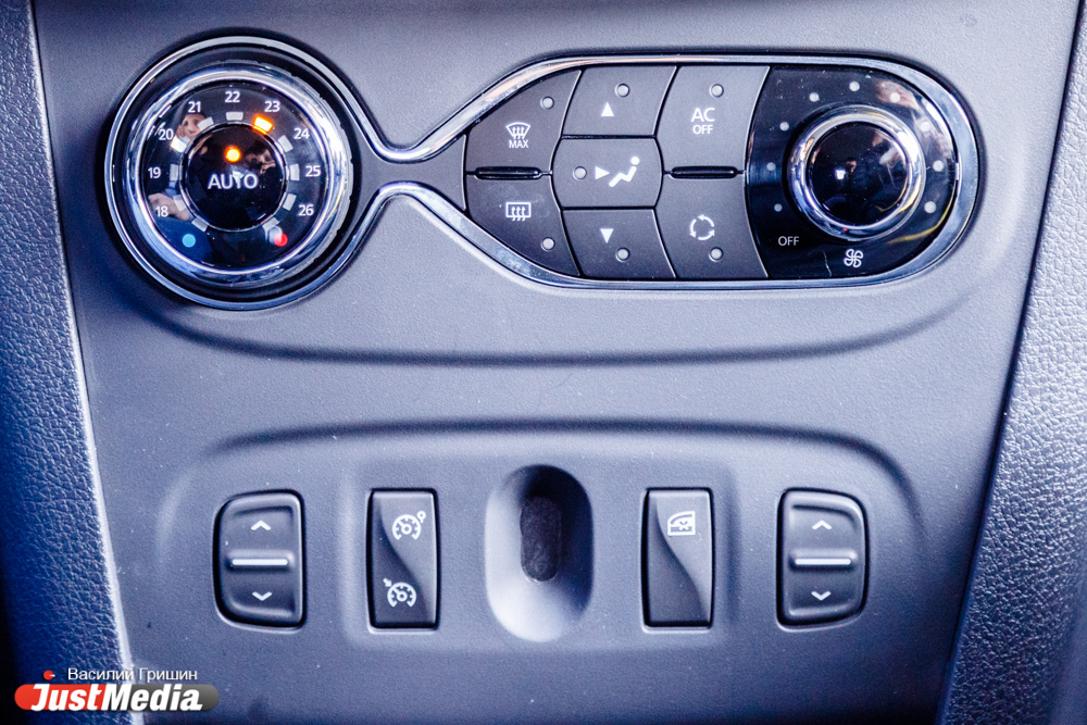 Французкая иномарка с ВАЗовскми фишками: Тест-драйв Renault SANDERO STEPWAY от JustMedia.ru - Фото 4