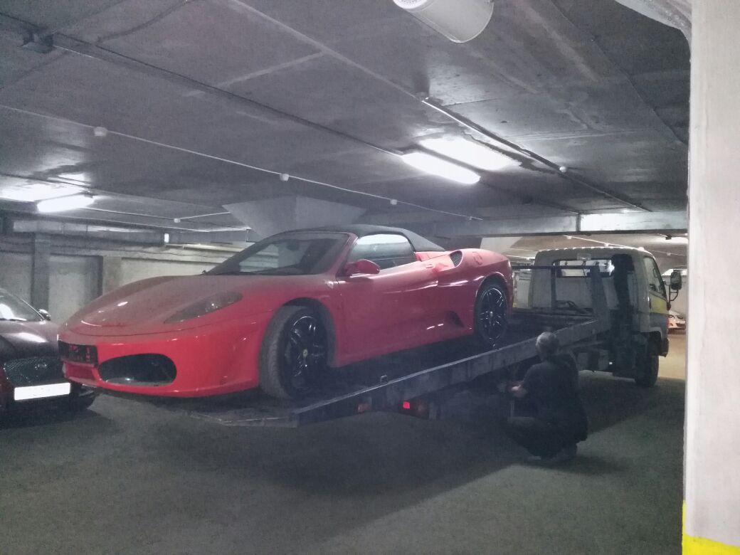 В Екатеринбурге должника лишили красной Ferrari - Фото 3