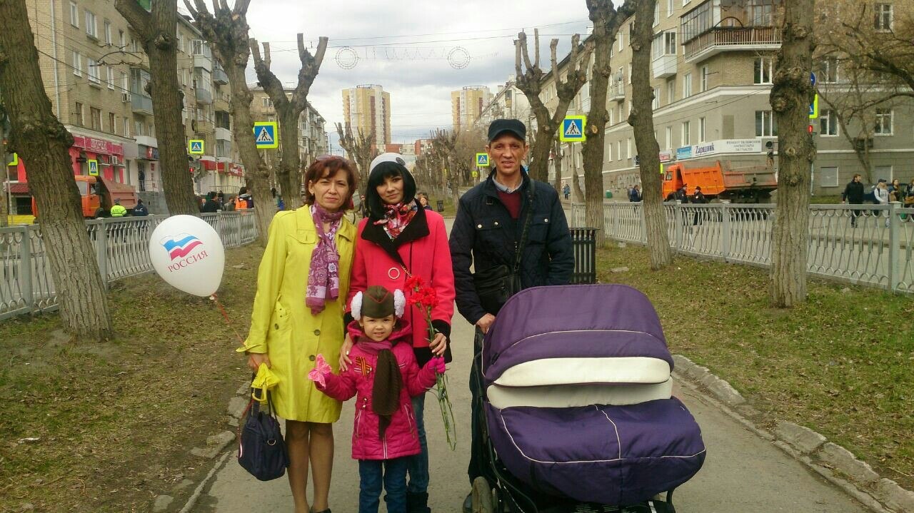Екатеринбургские врачи спасли жизнь двойняшкам и их маме, впервые победив смертельно опасное осложнение беременности - Фото 4