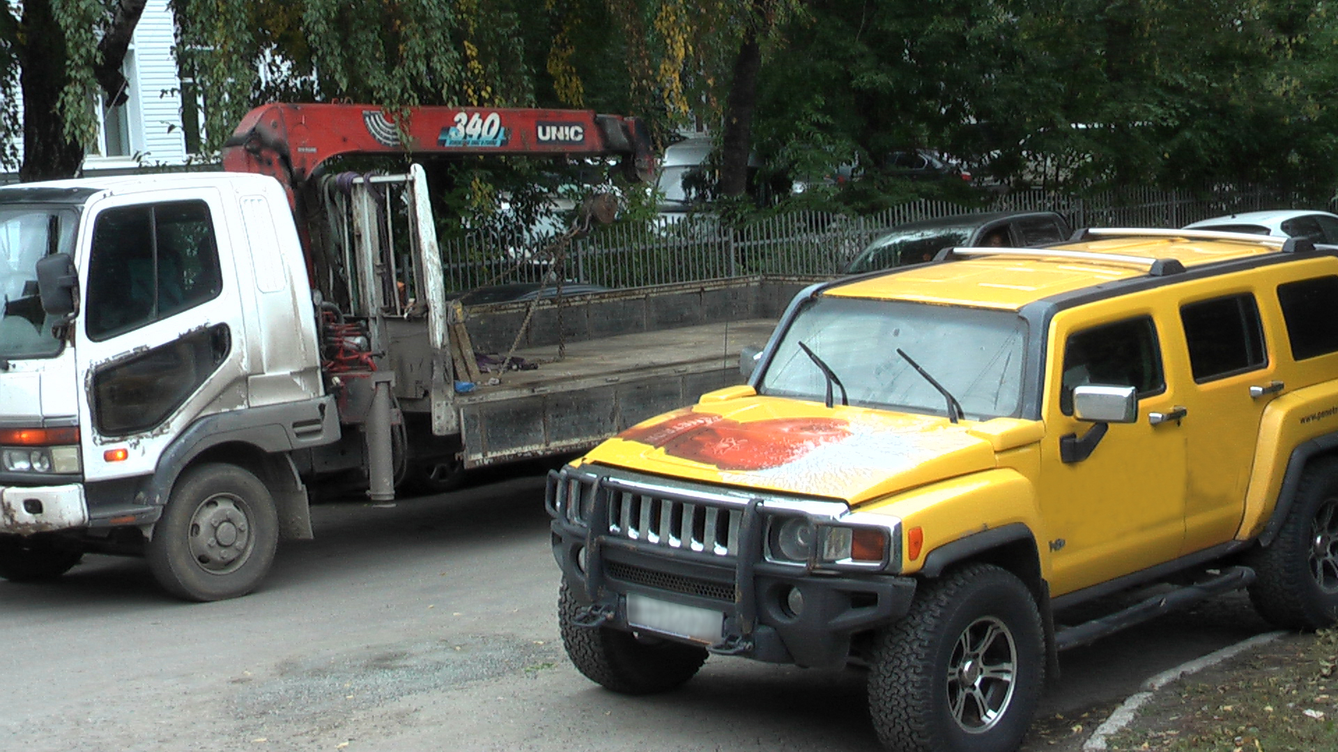 В Екатеринбурге новые владельцы перекрасили Hummer, чтобы спрятать машину от судебных приставов - Фото 2