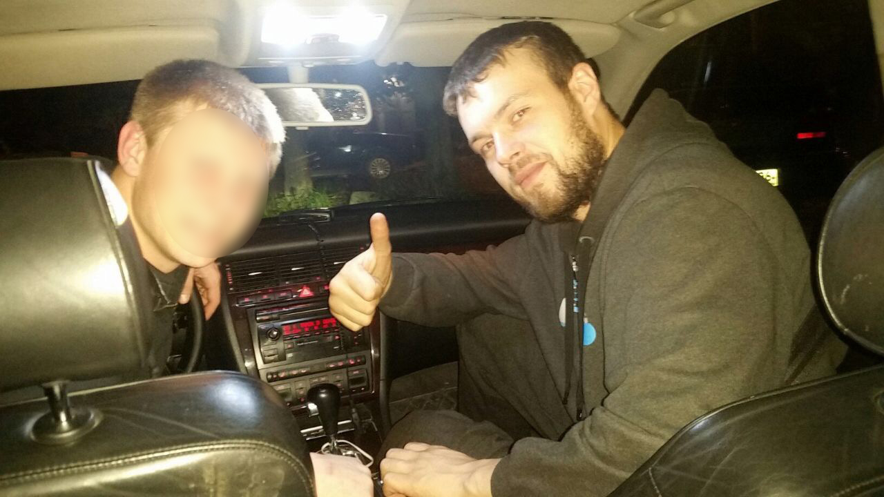 В Екатеринбурге ищут потерпевших от двух мужчин, которые летом совершили вооруженное нападение на местную фирму. ФОТО - Фото 4