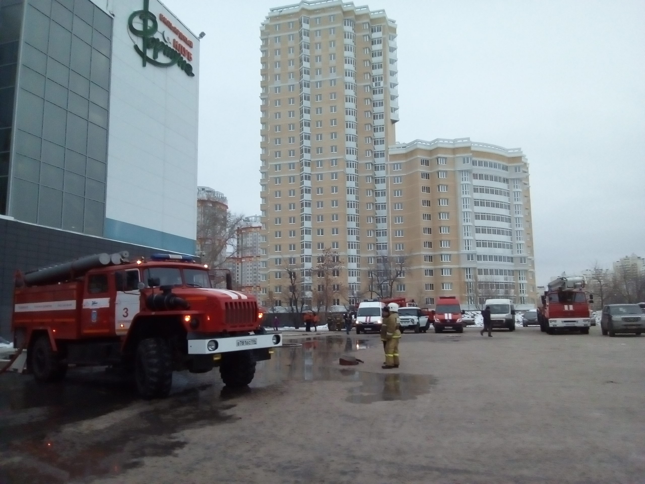 Площадь возгорания в торговом центре на Айвазовского составила 700 кв. метров - Фото 8