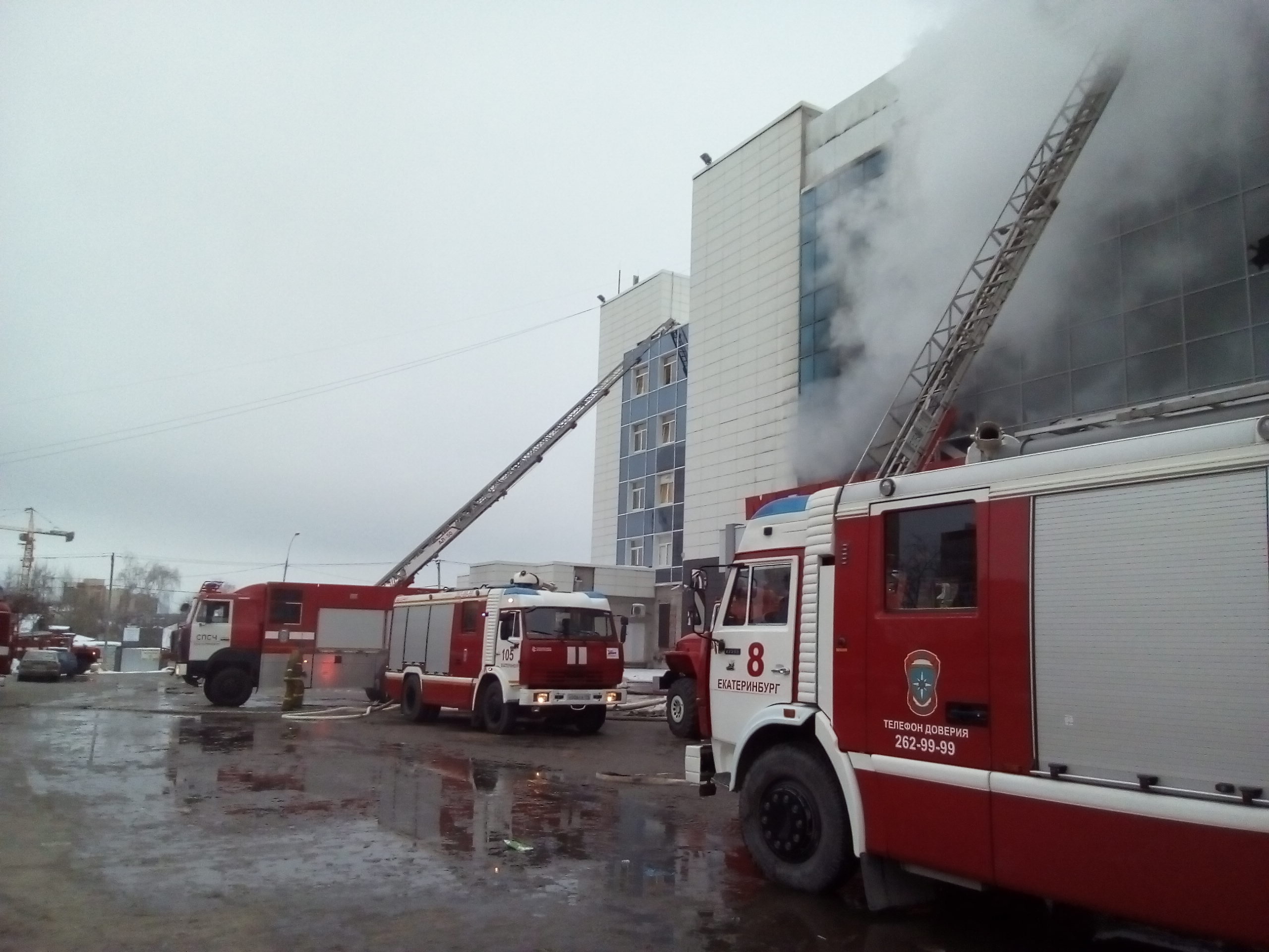Площадь возгорания в торговом центре на Айвазовского составила 700 кв. метров - Фото 9