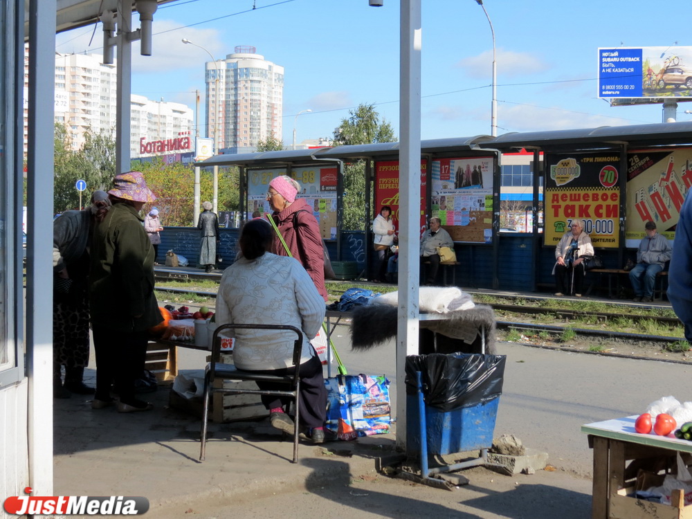 «Крыша была всегда!». JustMedia.ru выяснил, по каким правилам живет нелегальная уличная торговля в Екатеринбурге. СПЕЦПРОЕКТ - Фото 32