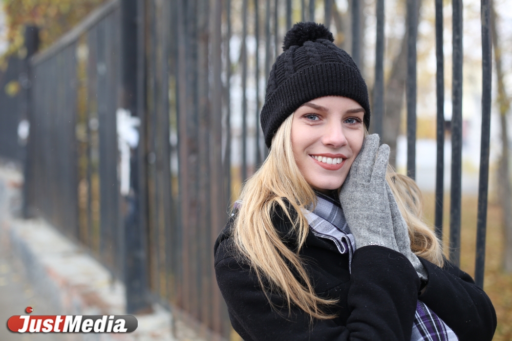 Студентка Анастасия Тарасова: «Ноябрь радует меня неожиданным снегом». В Екатеринбурге днем пасмурно  и —4. ФОТО, ВИДЕО. - Фото 7