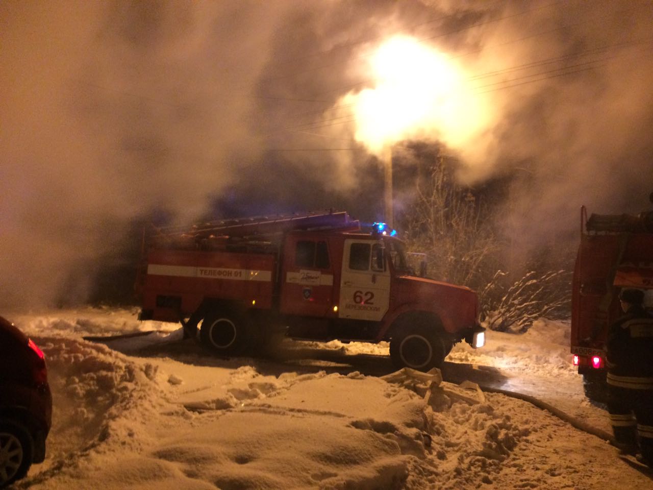 В поселке под Екатеринбургом сгорел жилой барак — умер пенсионер
