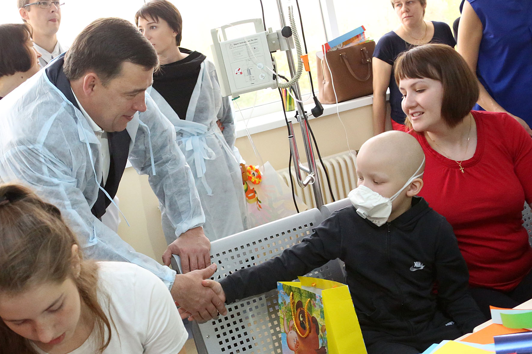 В центре детской онкологии и гематологии ОДКБ №1 будут оказывать помощь тяжелобольным детям со всех регионов России - Фото 4
