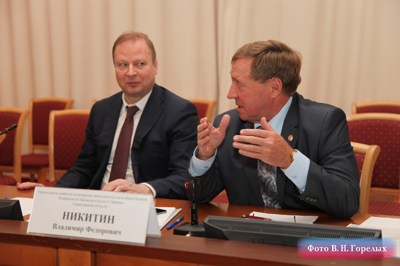 Начальник ГУ МВД области и депутаты Заксобрания обсудили вопросы безопасности в регионе - Фото 8