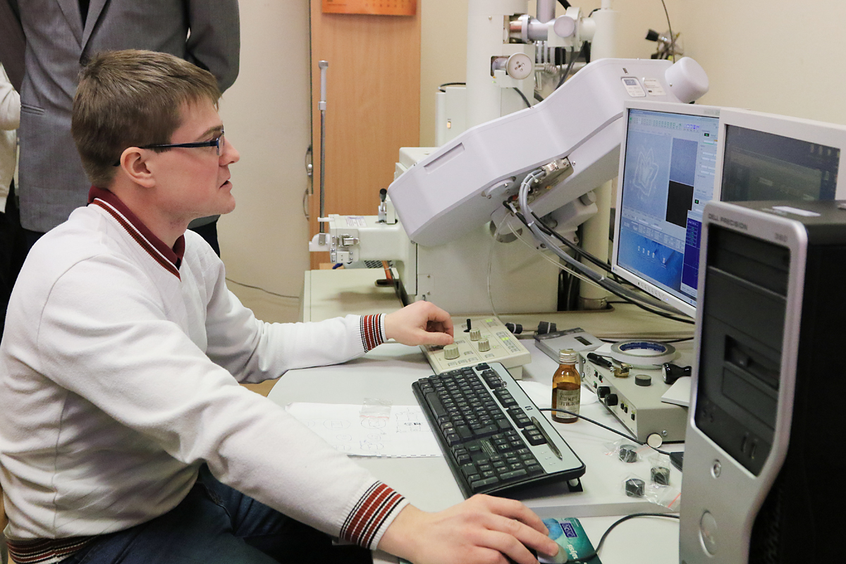 Уральские ученые и медики развивают имплантацию при помощи 3D-технологий, которые будут применяться при переломах конечностей - Фото 4
