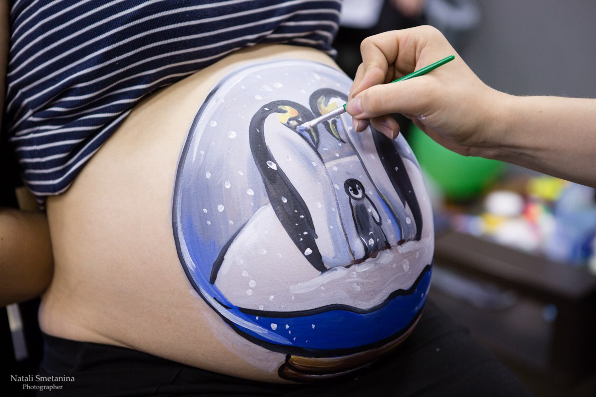  Художники распишут беременным екатеринбурженкам животы и создадут с ними тридцатиметровые мозаичные картины - Фото 2