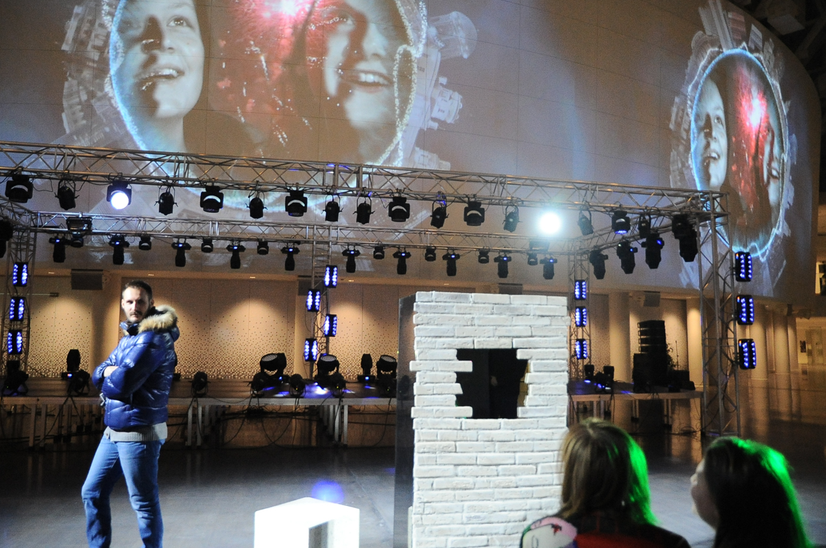 «Не темно» осветил город. В Екатеринбурге подвели итоги фестиваля светового искусста - Фото 4