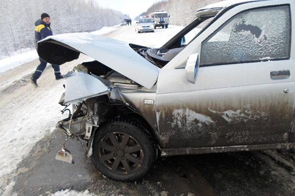 В двух утренних ДТП в Свердловской области погибли три человека, шестеро получили травмы - Фото 4