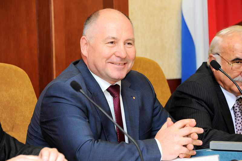 Валерий Чайников теперь — официально председатель Свердловского облизбиркома - Фото 2