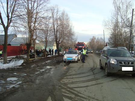 В Невьянске, въехав в столб, погиб водитель «десятки» - Фото 2