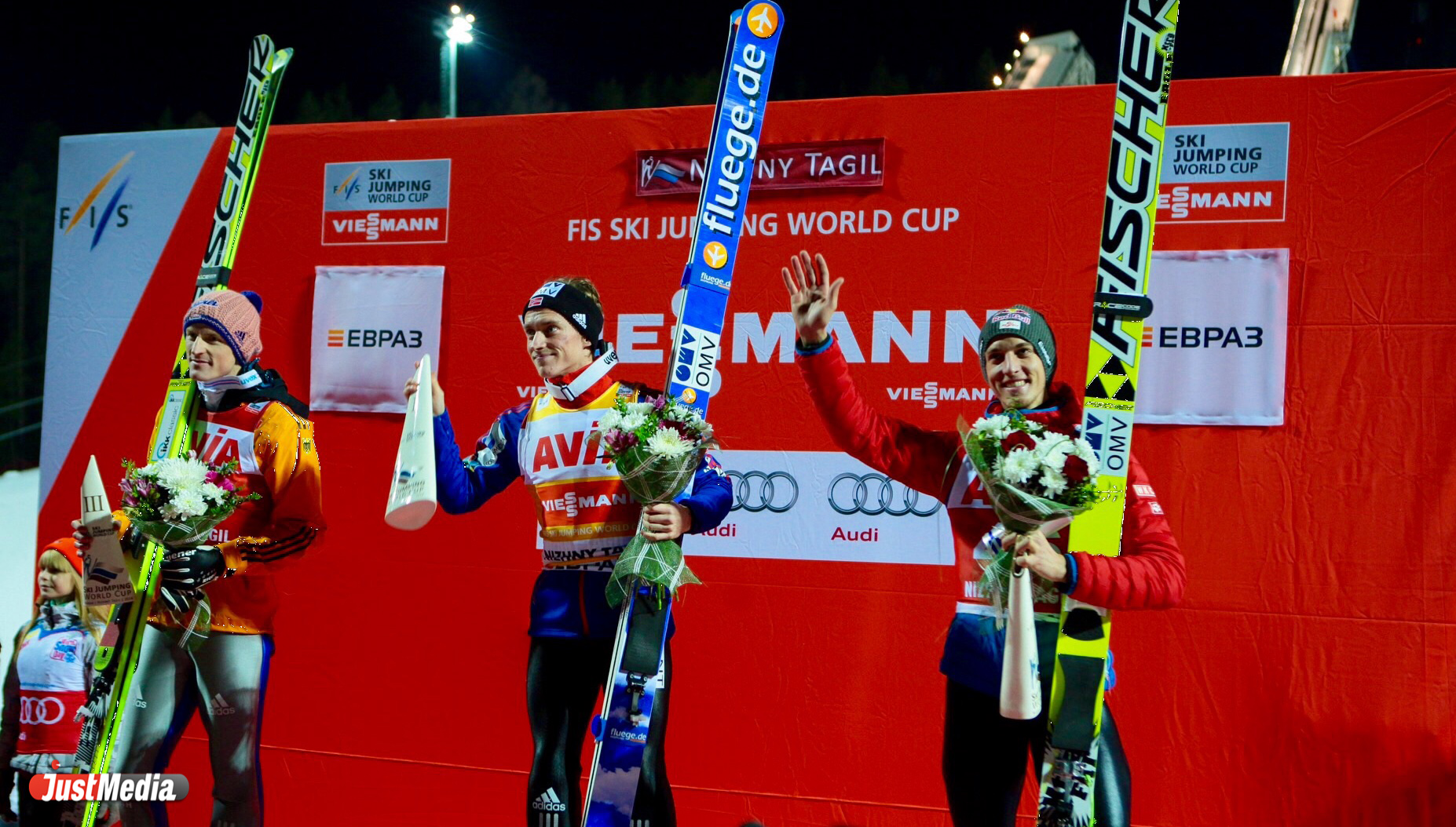 Победителем седьмого этапа Кубка мира по прыжкам с трамплина стал норвежец Андерс Фаннемел - Фото 2