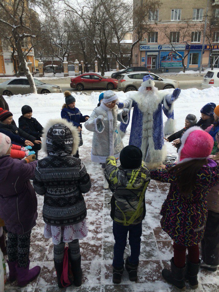 «Взрослые радовались даже больше, чем дети». Екатеринбургские «доброделы» получили эксклюзивный подарок от JustMedia - Фото 4